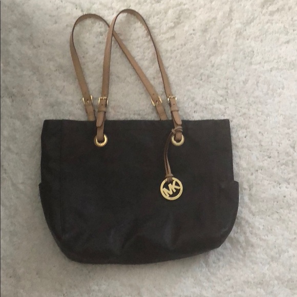 Michael Kors Handbags - Micheal Kors bag